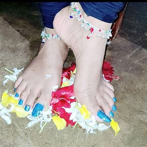 queen yessenia footjob|QueenYesseniasFeet Latest